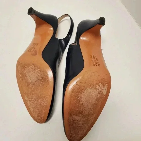 Salvatore Ferragamo Vintage Navy Blue Shoes Size 5.5